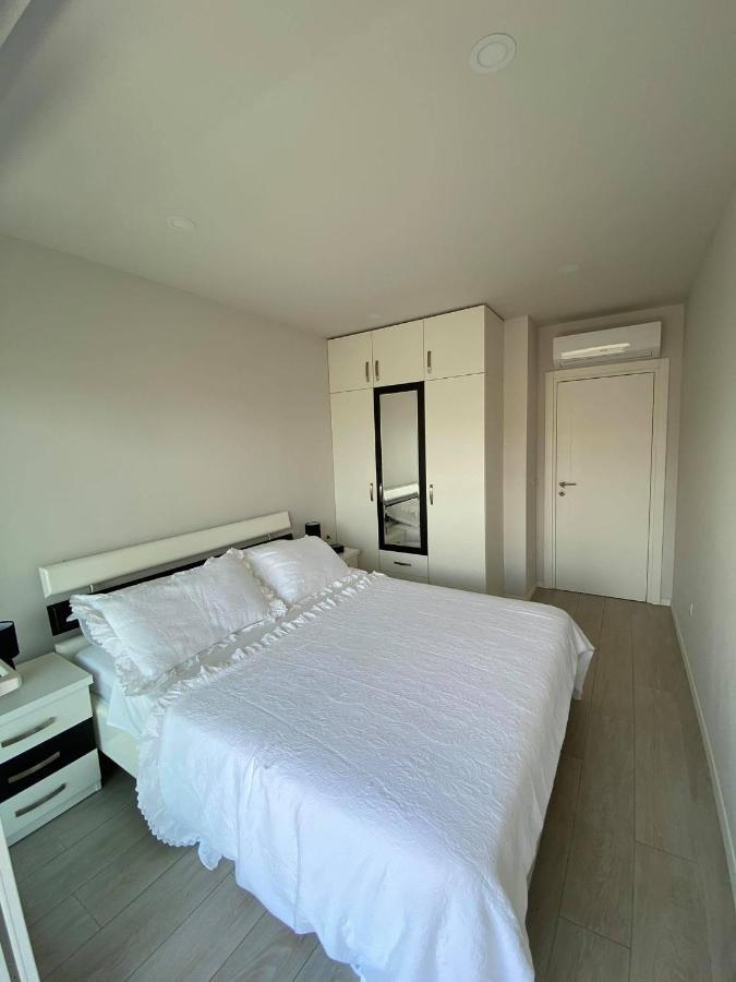 Lux Apartment Sea View Makarska Eksteriør billede